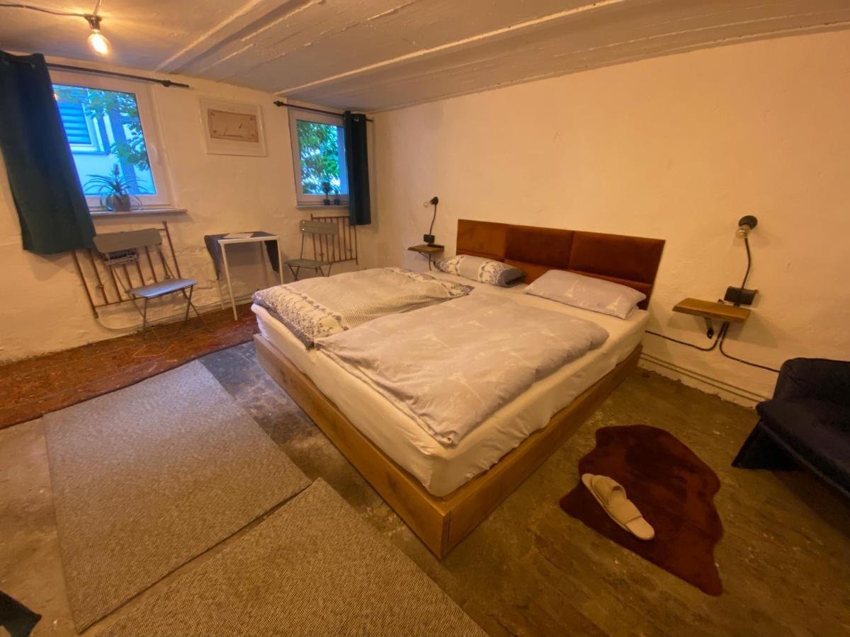 Art Boutique Budget Apartment Im Hinterhof Menden Altstadt Exterior photo